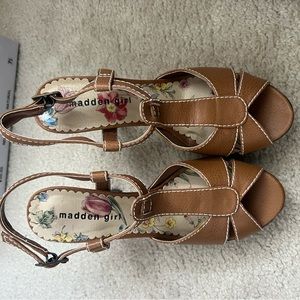 Steve Madden sandals
